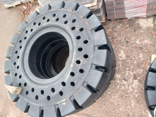 23.5-25 Шина цельнолитая Ultrapower L5 Solid OTR