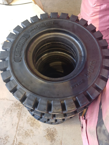 5.00-8/3.00 ORMOND Цельнолитая  R701 116A2